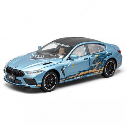 BMW M8 - 1:24 Scale Model