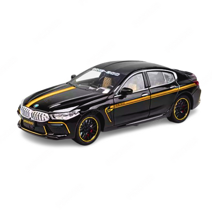 BMW M8 - 1:24 Scale Model