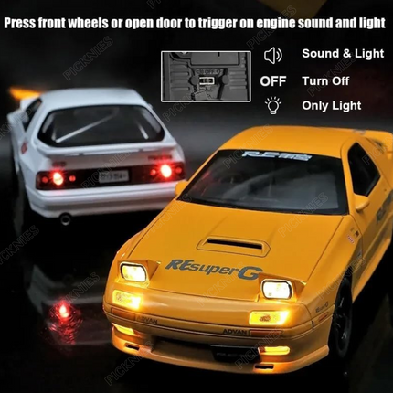 Mazda RX7  - 1:24 Scale model