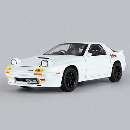 Mazda RX7  - 1:24 Scale model