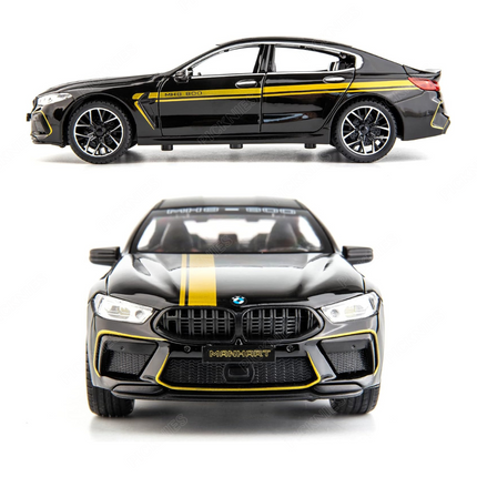 BMW M8 - 1:24 Scale Model