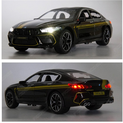 BMW M8 - 1:24 Scale Model