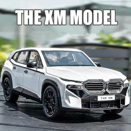 BMW XM SUV  - 1:24 Scale model