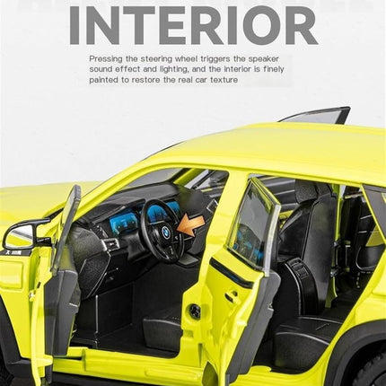 BMW XM SUV  - 1:24 Scale model