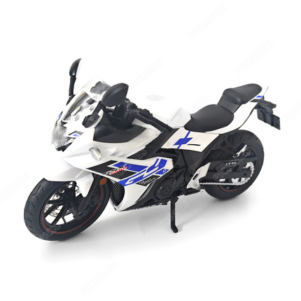 Suzuki GSX 250R - 1: 24 Diecast Metal Bike