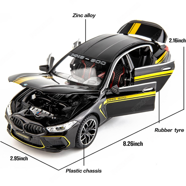 BMW M8 - 1:24 Scale Model