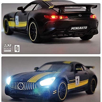 Mercedes Benz AMG GTR - 1:32 Scale Model
