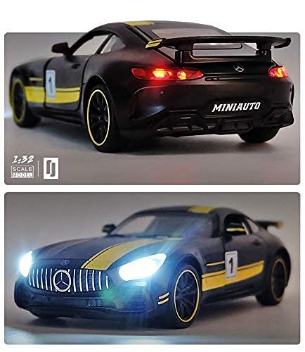 Mercedes Benz AMG GTR - 1:32 Scale Model
