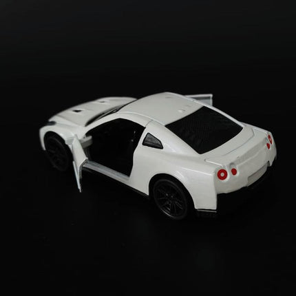 Nissan GTR - 1:43 Scale Model
