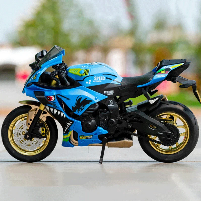 Yamaha YZF R1M 1:9 Scale Die-Cast Model Bike