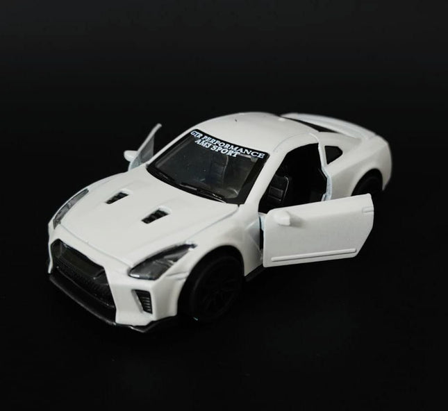 Nissan GTR - 1:43 Scale Model