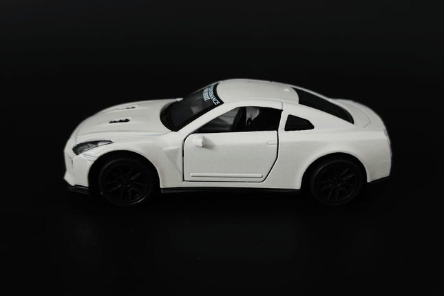 Nissan GTR - 1:43 Scale Model