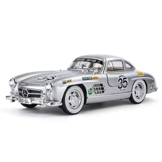 Vintage Benz 300SL  - 1:24 Scale model