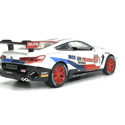 BMW M8 Competition – 1:32 Scale Diecast Model