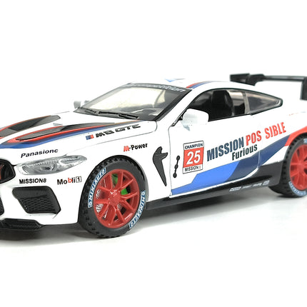 BMW M8 Competition – 1:32 Scale Diecast Model