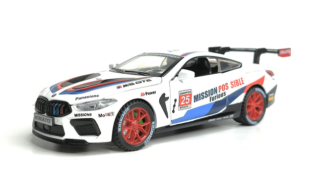 BMW M8 Competition – 1:32 Scale Diecast Model